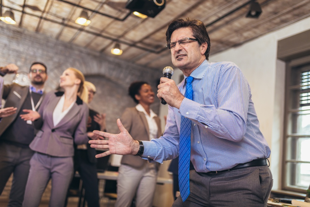 How to Organize a Corporate Karaoke Tournament