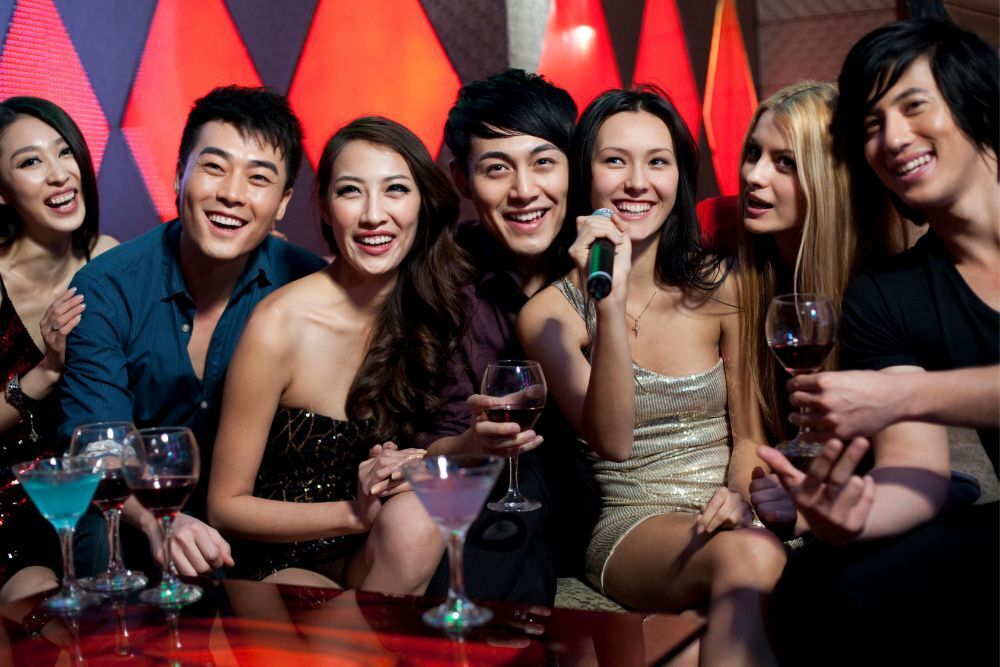 August_Blog_PlugIN_Indoor Corporate Event Ideas for South Florida 1